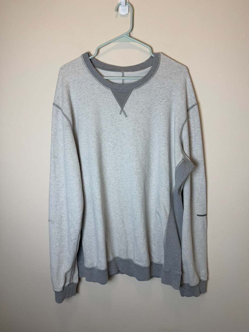 Lululemon Crewneck Sweatshirt Gray Athletic Pullover